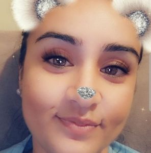 Meet your Posher, Vanessa